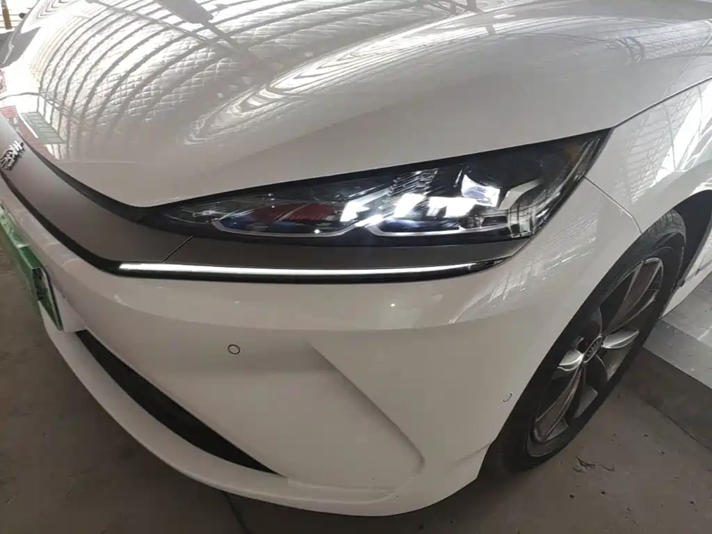 BYD Qin L — фото 24