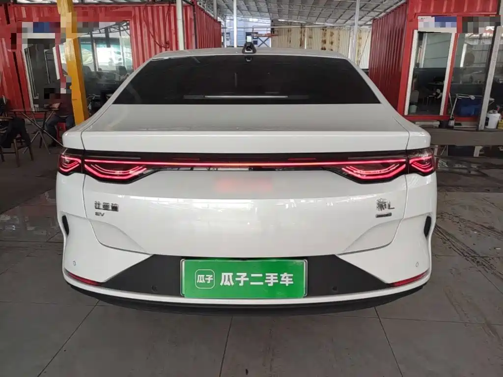BYD Qin L — фото 6