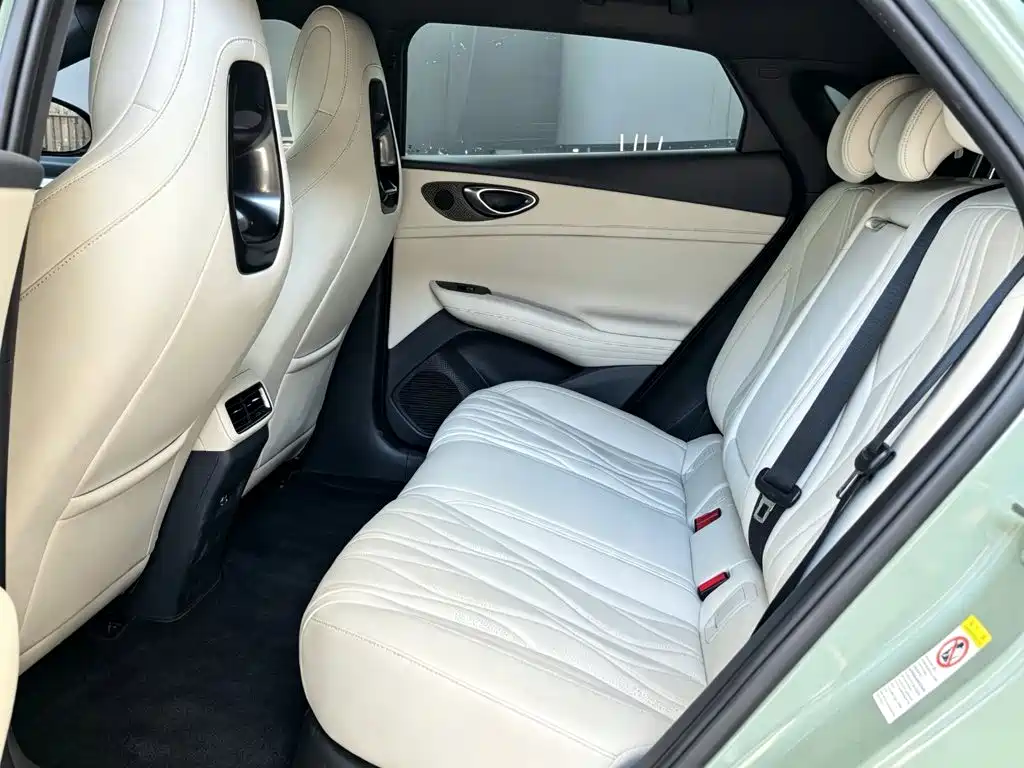 BYD Seal 06GT — фото 8