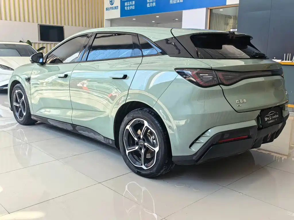 BYD Seal 06GT — фото 9