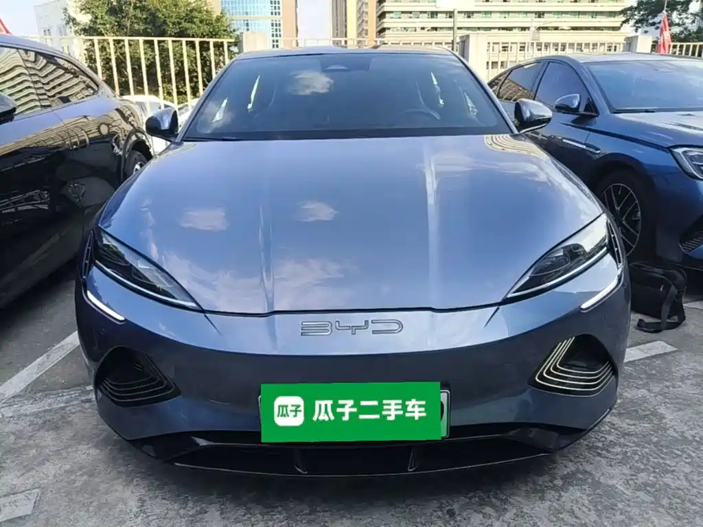 BYD Seal — фото 3