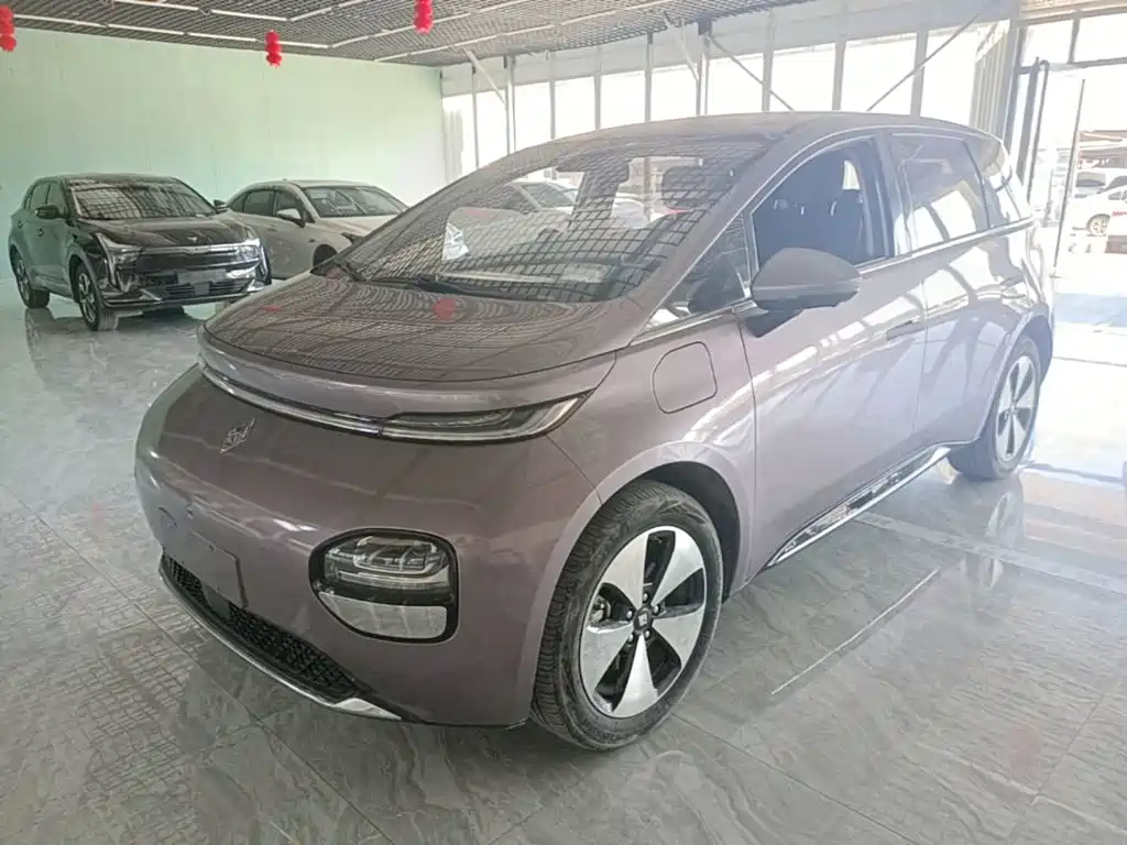 Baojun Yunduo — фото 2