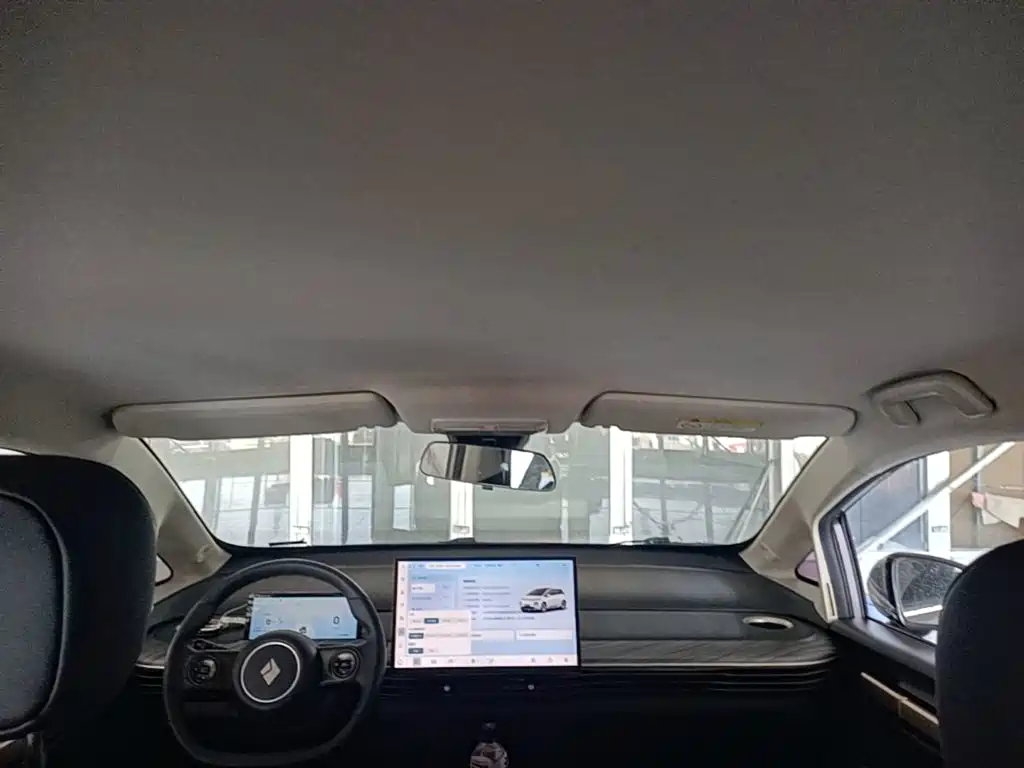 Baojun Yunduo — фото 18