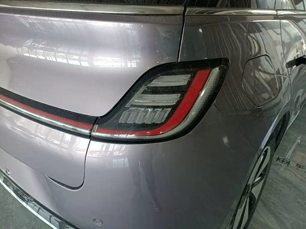 Baojun Yunduo — фото 8