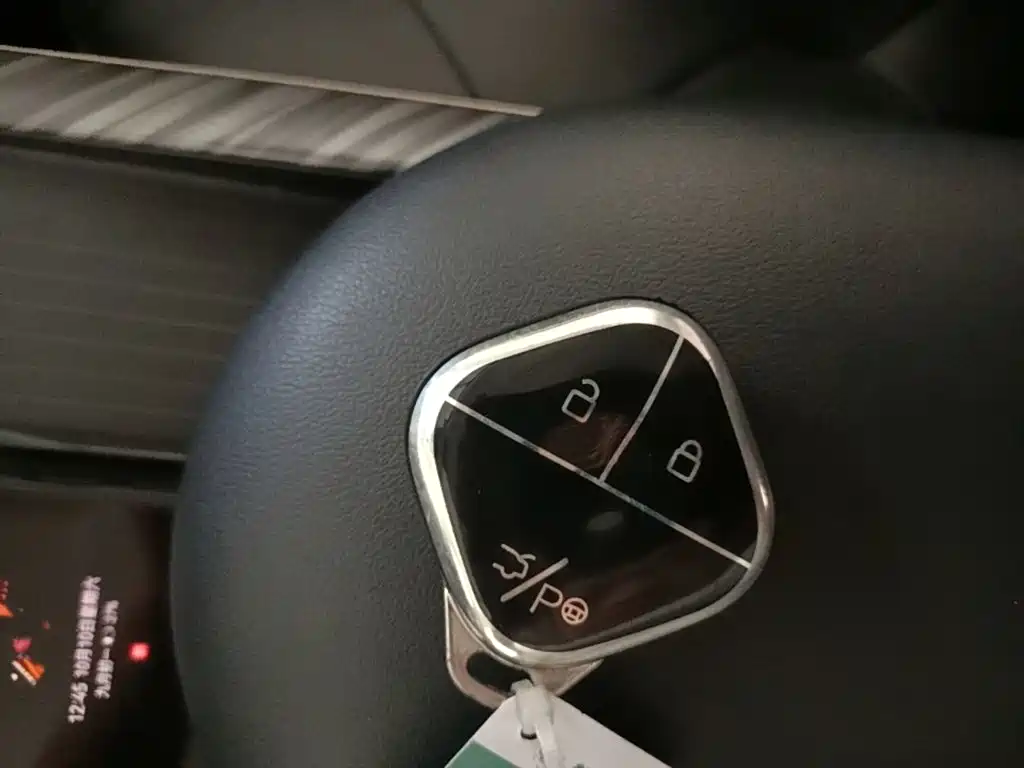 Baojun Yunduo — фото 9