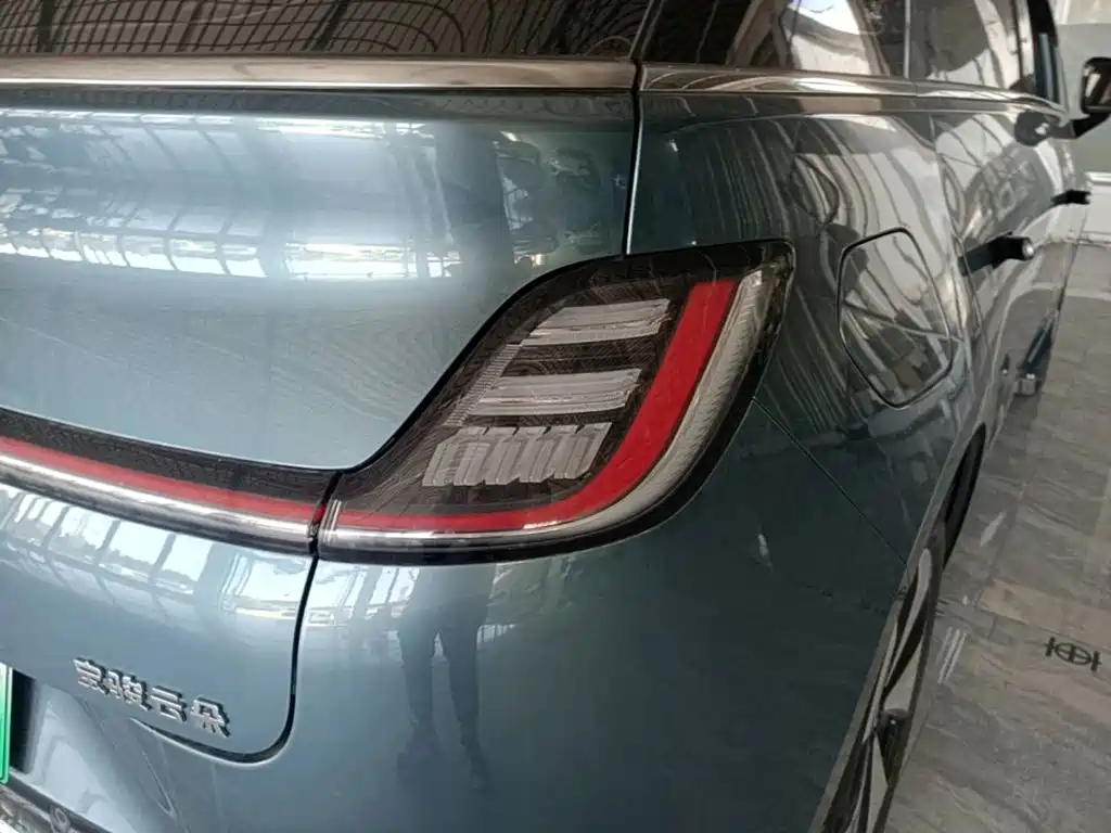 Baojun Yunduo — фото 8