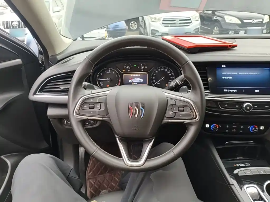 Buick Regal — фото 11