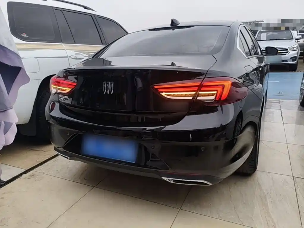 Buick Regal — фото 6