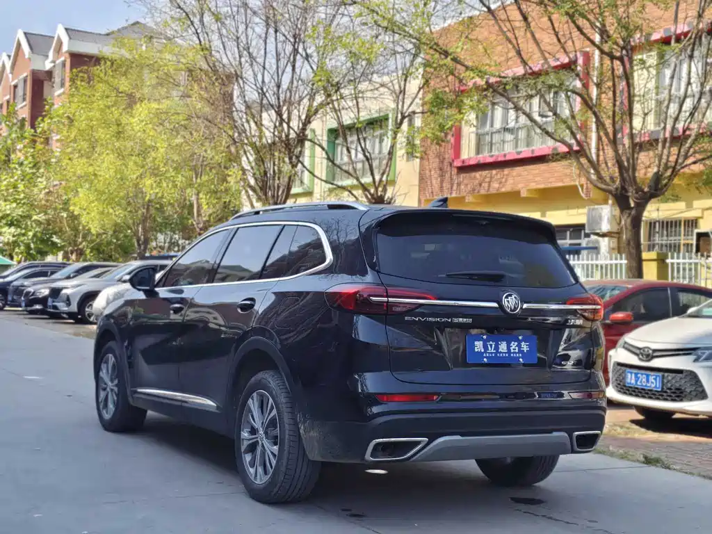 Buick Envision Plus — фото 5