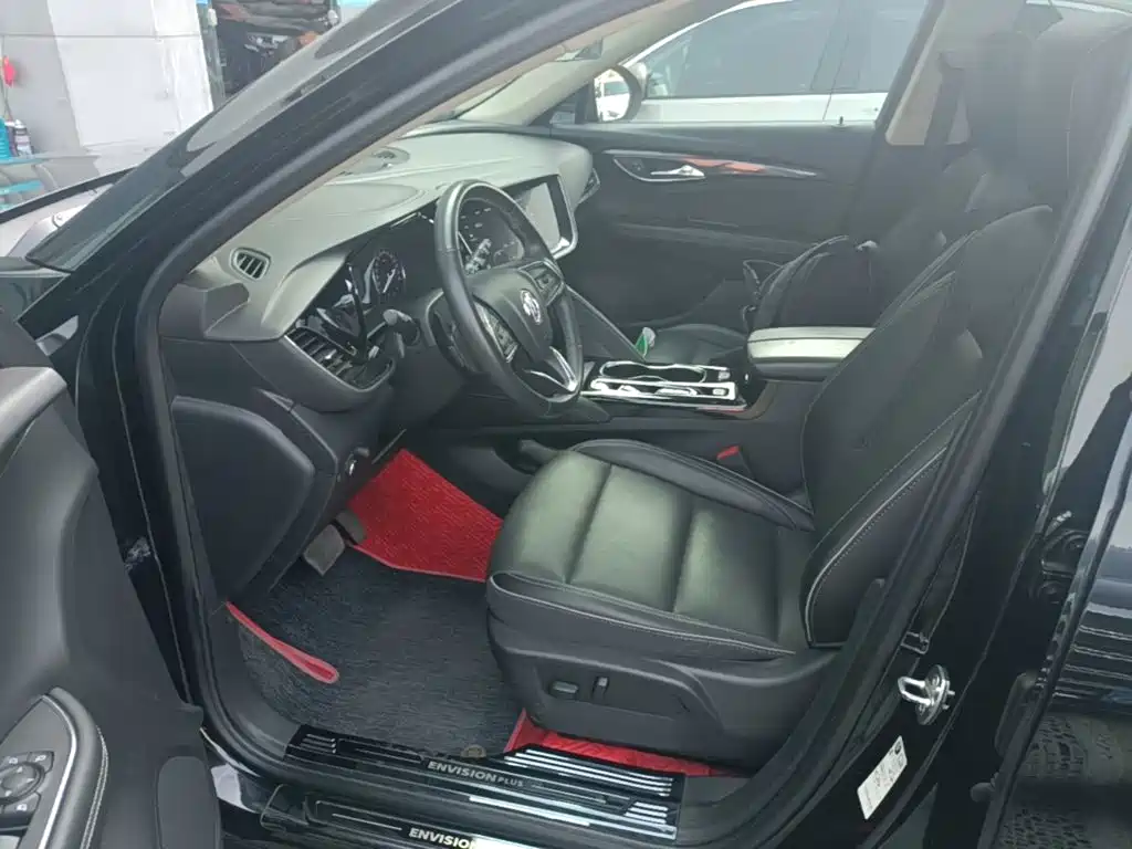Buick Envision Plus — фото 15