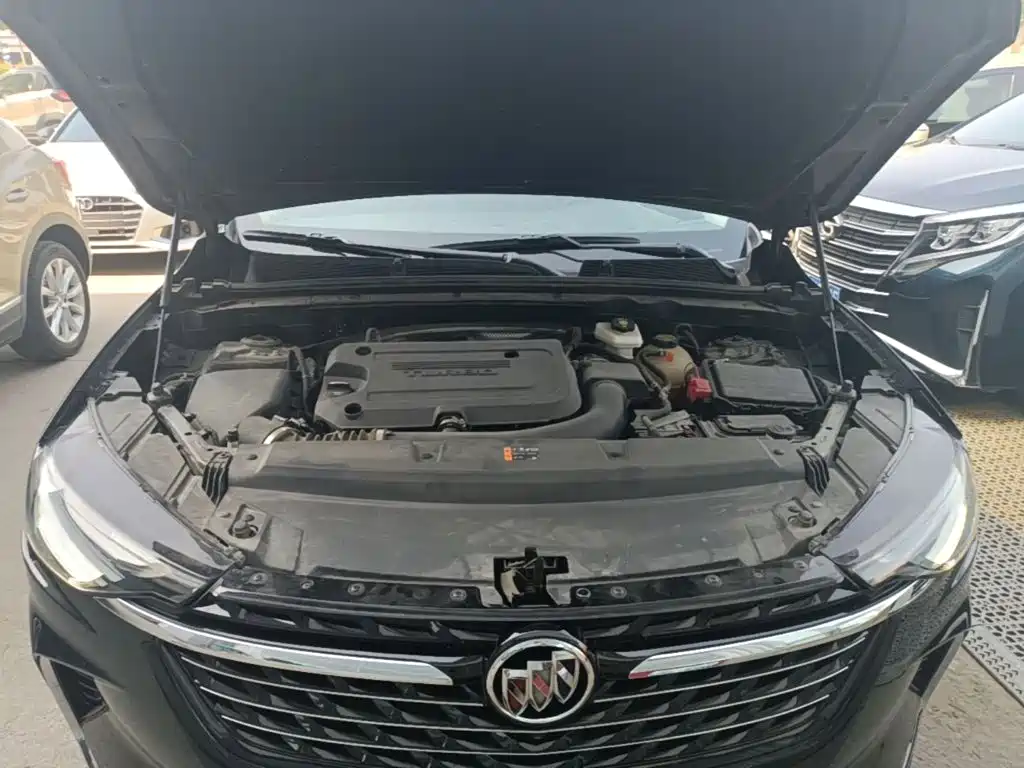 Buick Envision Plus — фото 20