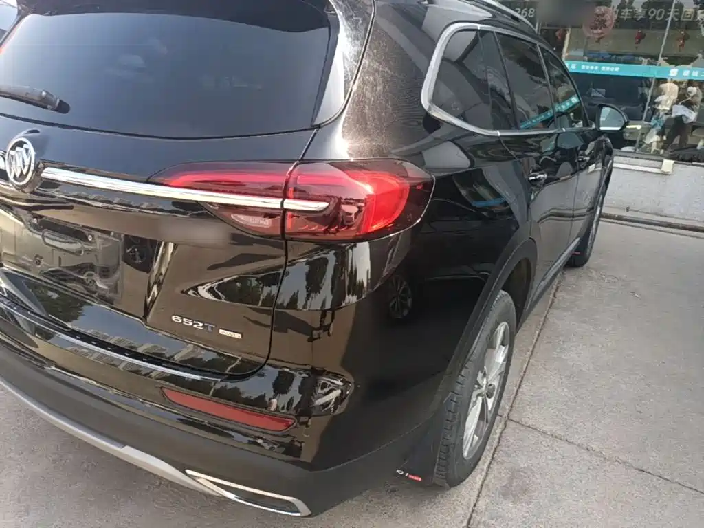 Buick Envision Plus — фото 8