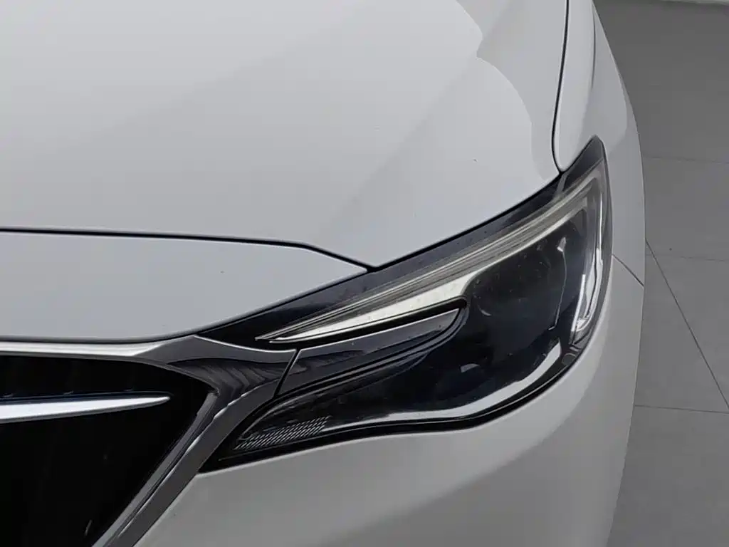 Buick Excelle — фото 7