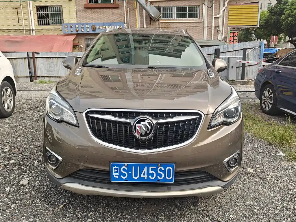 Buick Envision Plus — фото 2