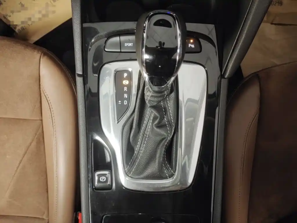 Buick Regal — фото 14