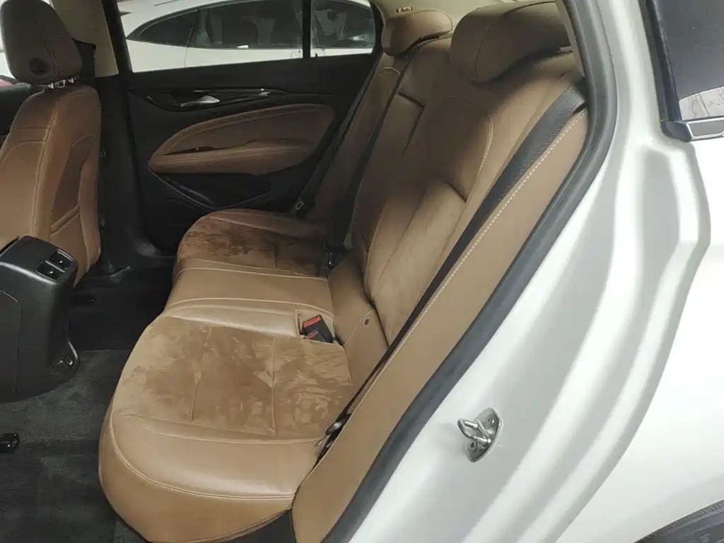 Buick Regal — фото 17