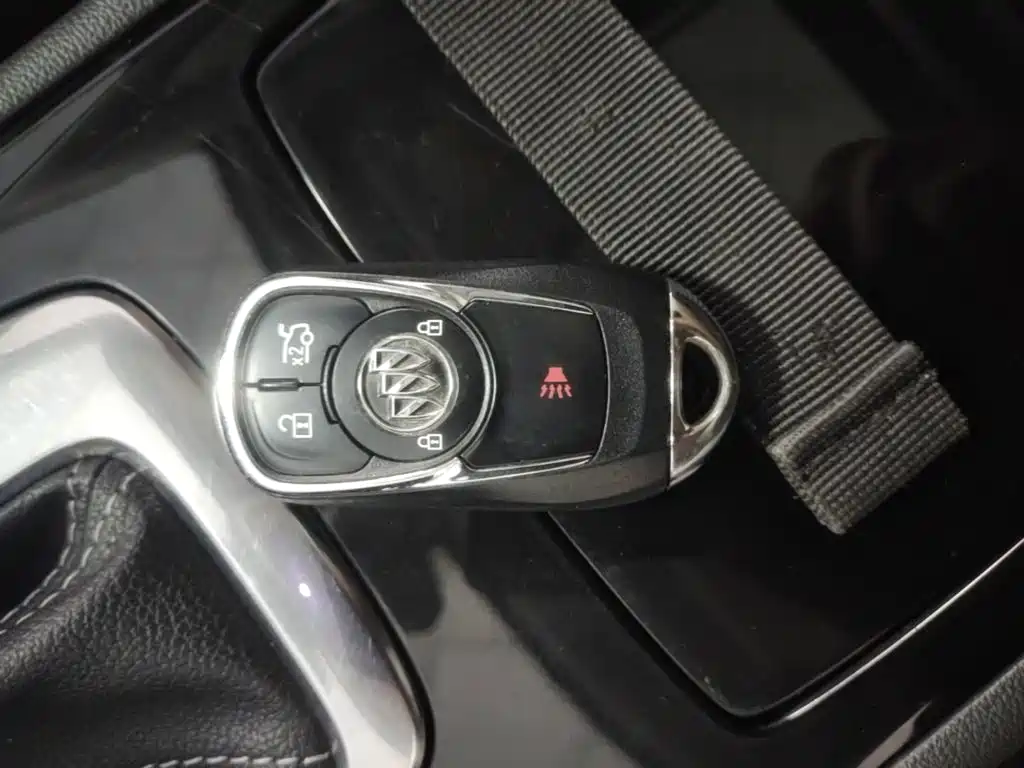 Buick Regal — фото 9