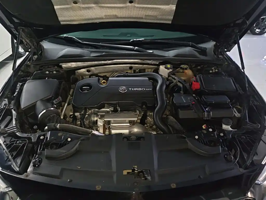 Buick Regal — фото 20
