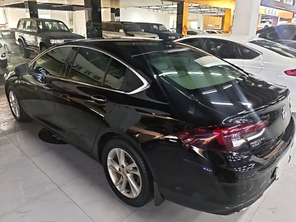 Buick Regal — фото 5