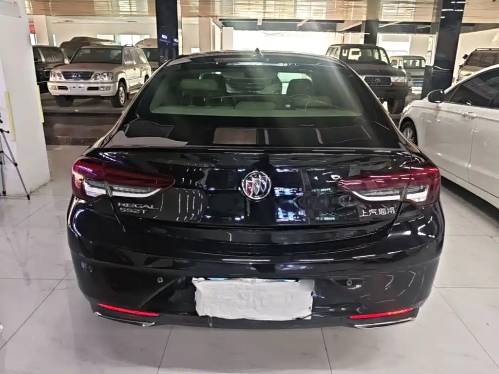 Buick Regal — фото 6