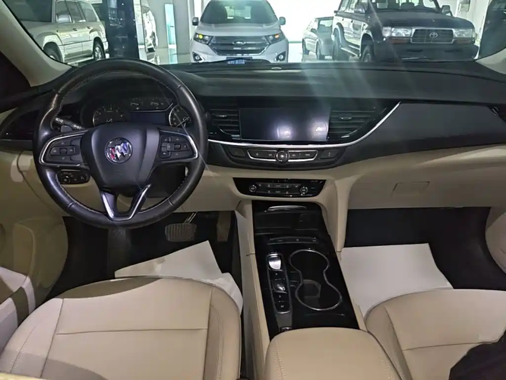 Buick Regal — фото 10
