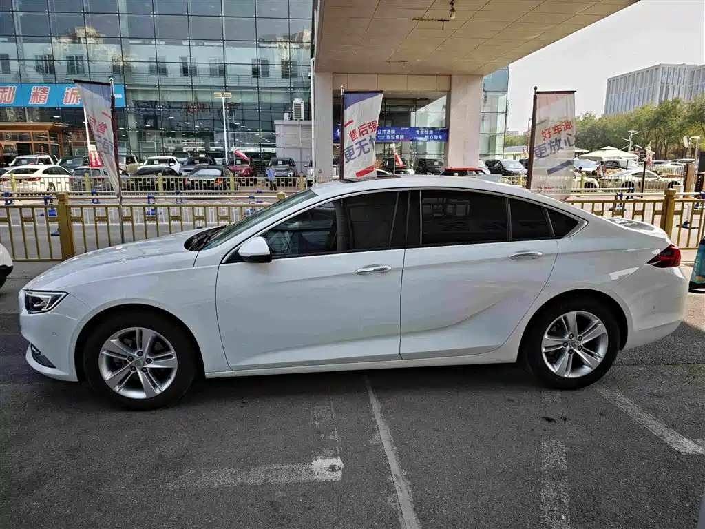 Buick Regal — фото 4