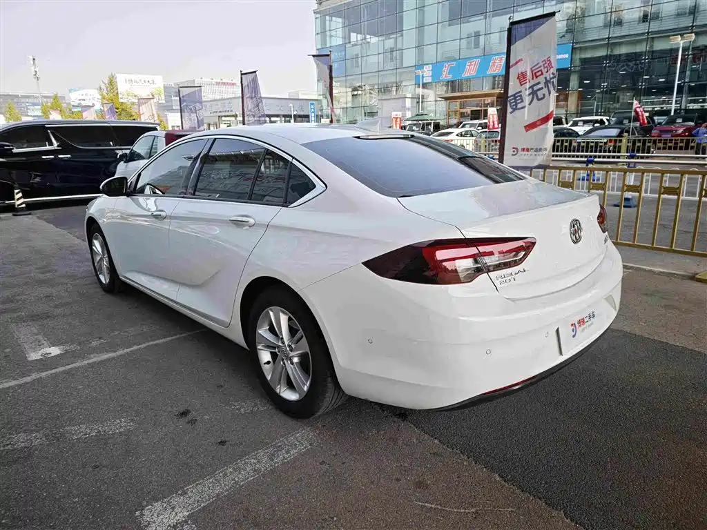 Buick Regal — фото 5