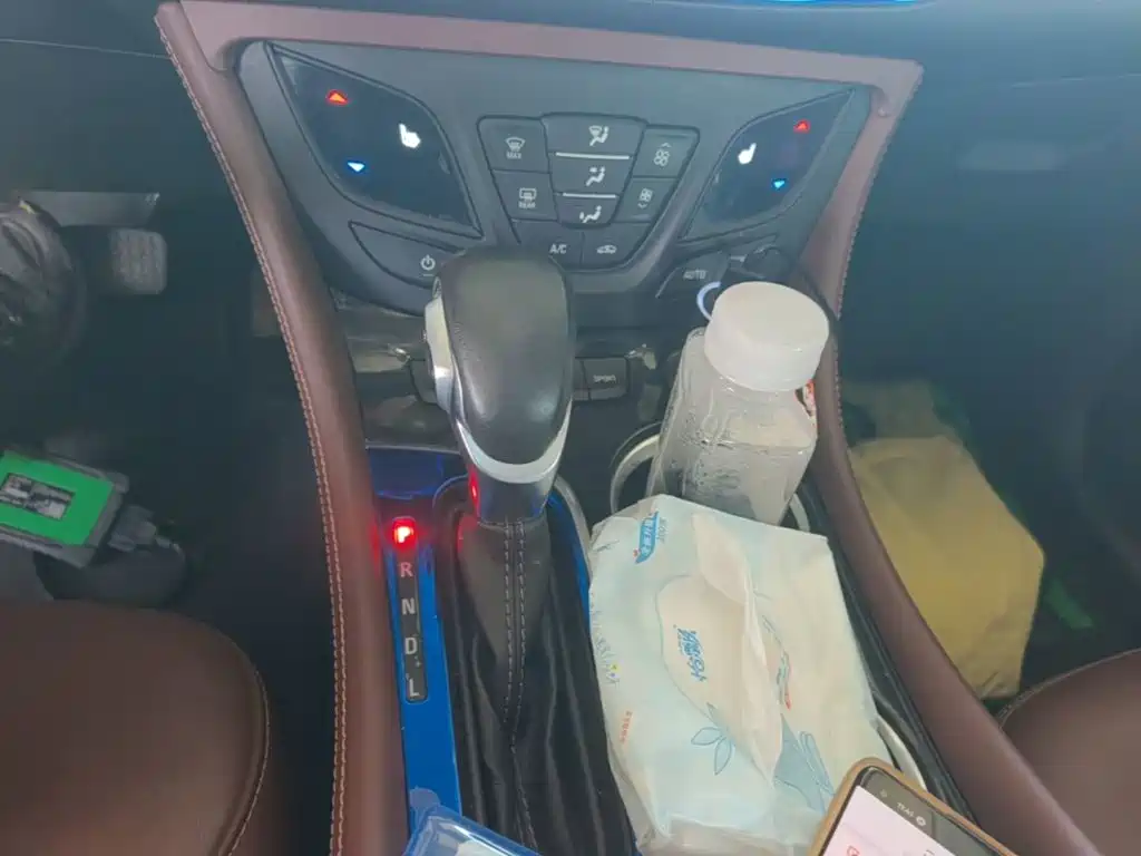 Buick Envision Plus — фото 14