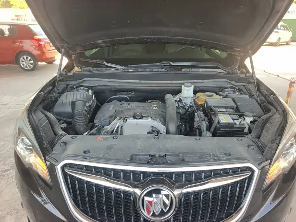 Buick Envision Plus — фото 20