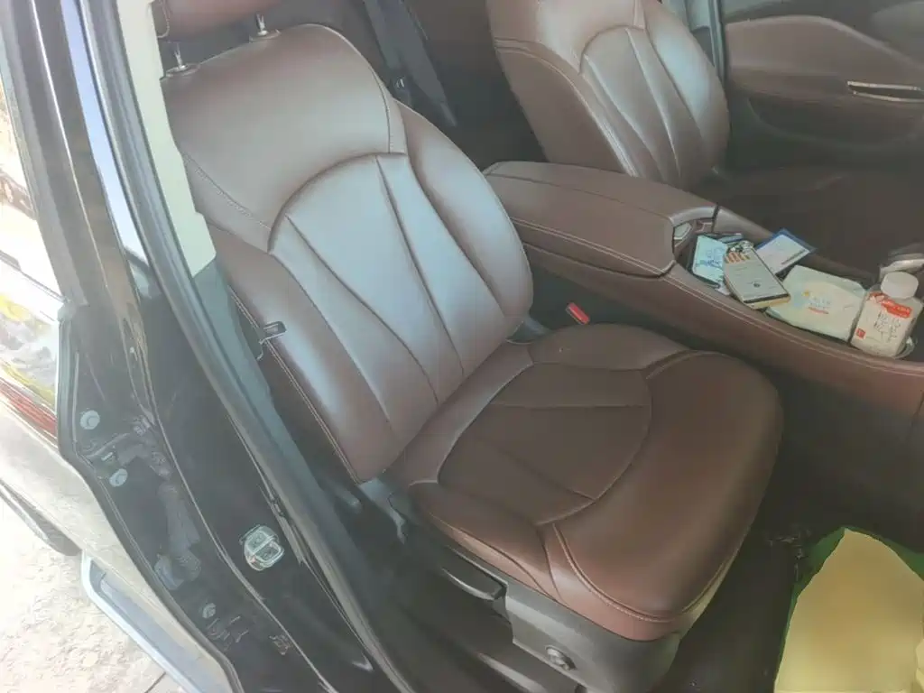 Buick Envision Plus — фото 25