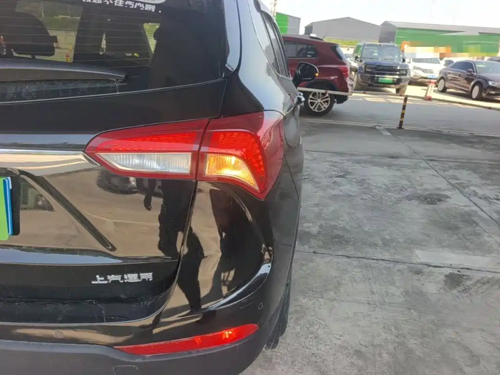 Buick Envision Plus — фото 8