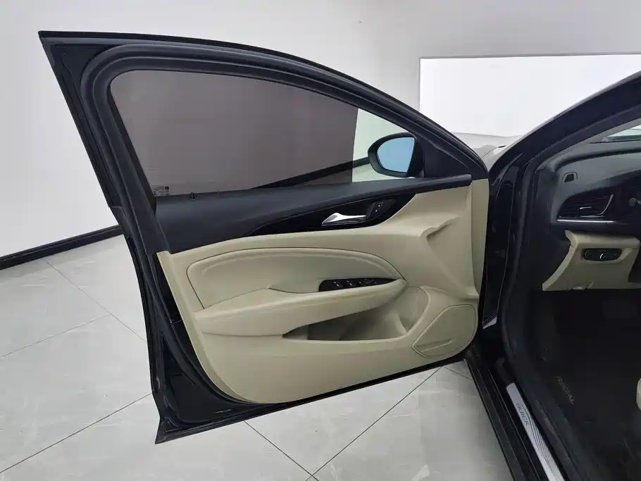 Buick Regal — фото 7