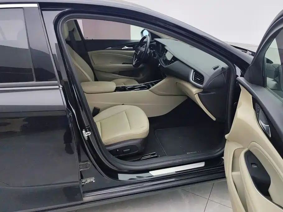 Buick Regal — фото 8