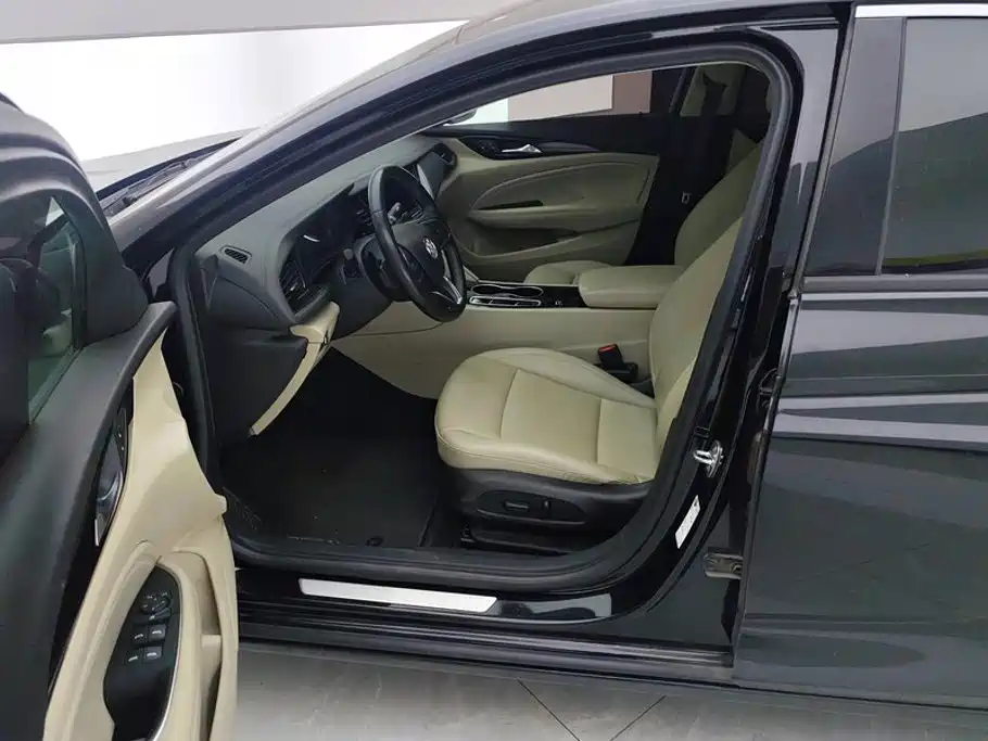 Buick Regal — фото 9