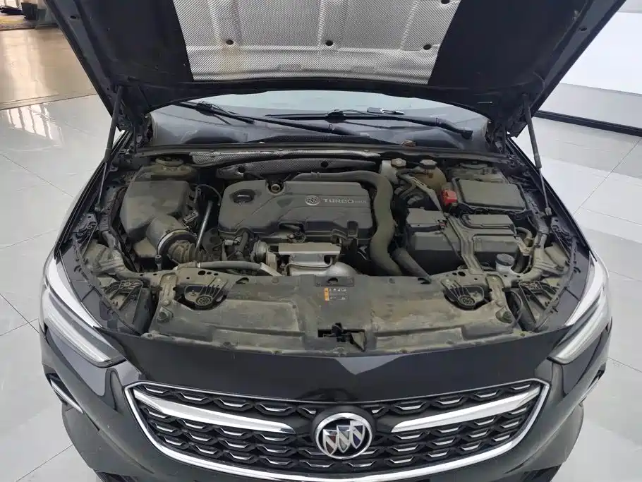 Buick Regal — фото 10
