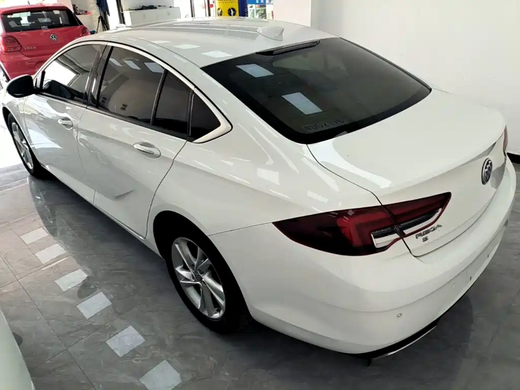 Buick Regal — фото 5
