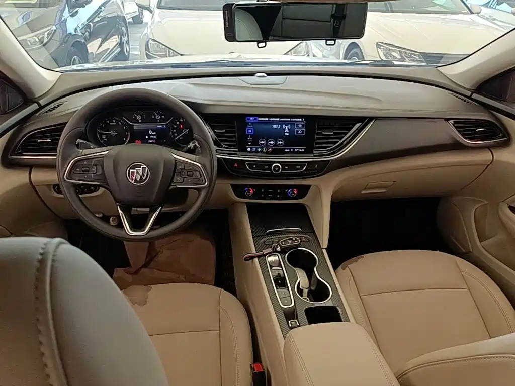 Buick Regal — фото 10