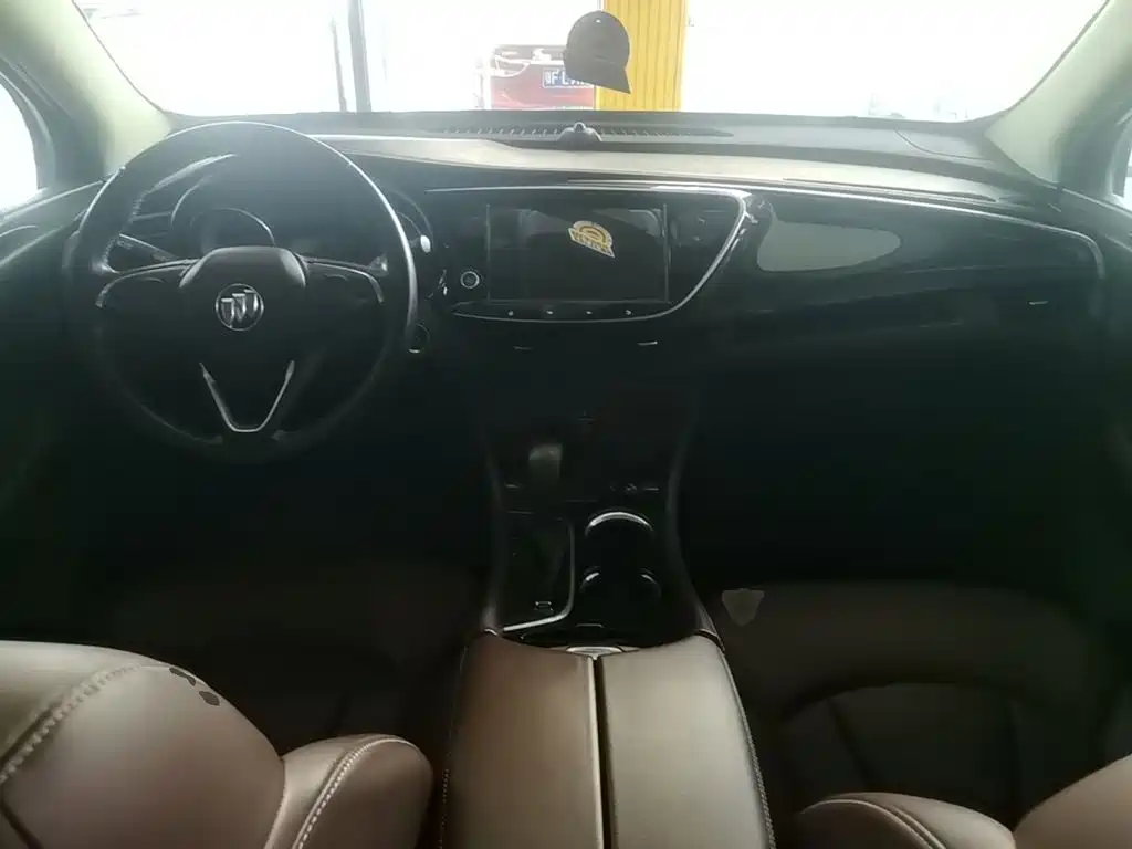 Buick Envision Plus — фото 3