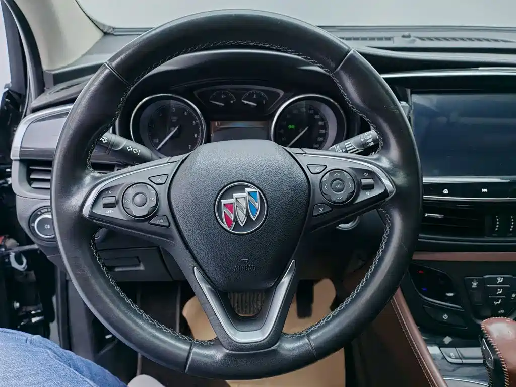 Buick Envision Plus — фото 24