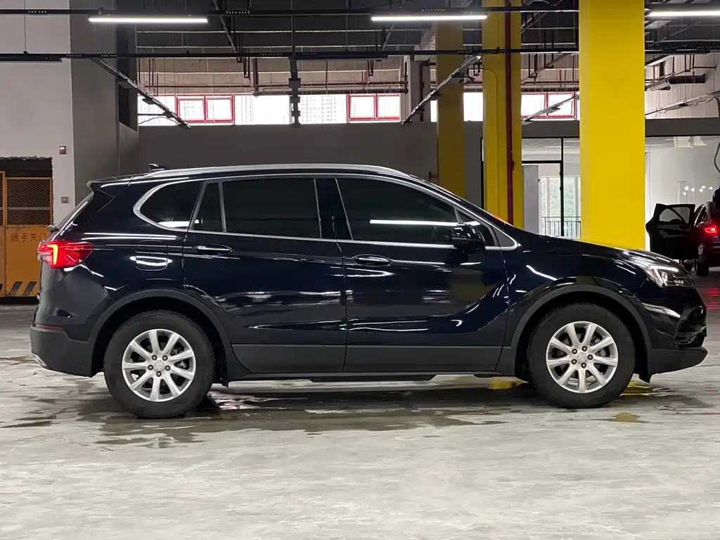 Buick Envision Plus — фото 18