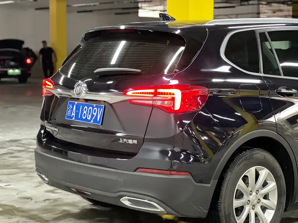 Buick Envision Plus — фото 19