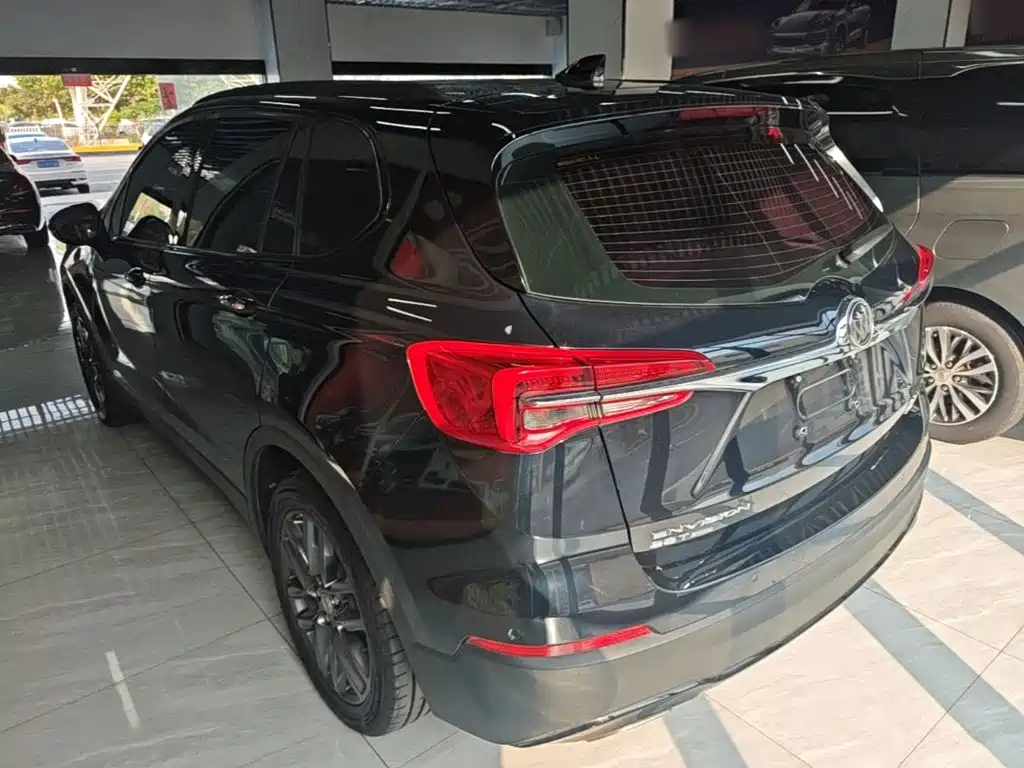 Buick Envision Plus — фото 5