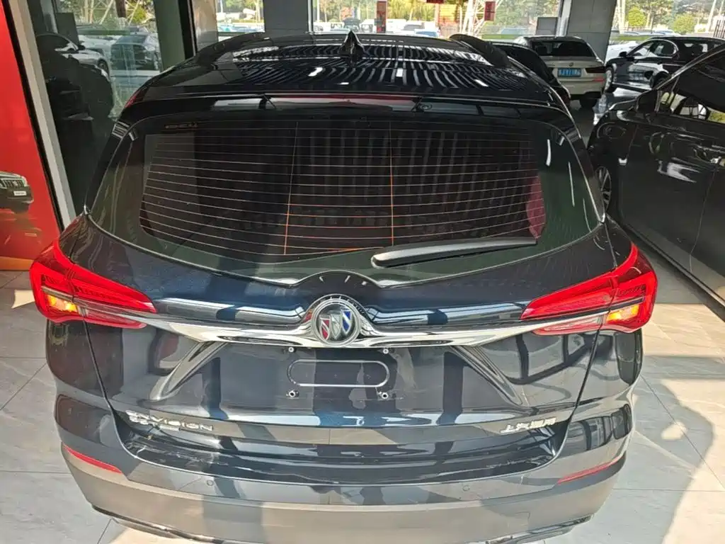 Buick Envision Plus — фото 6