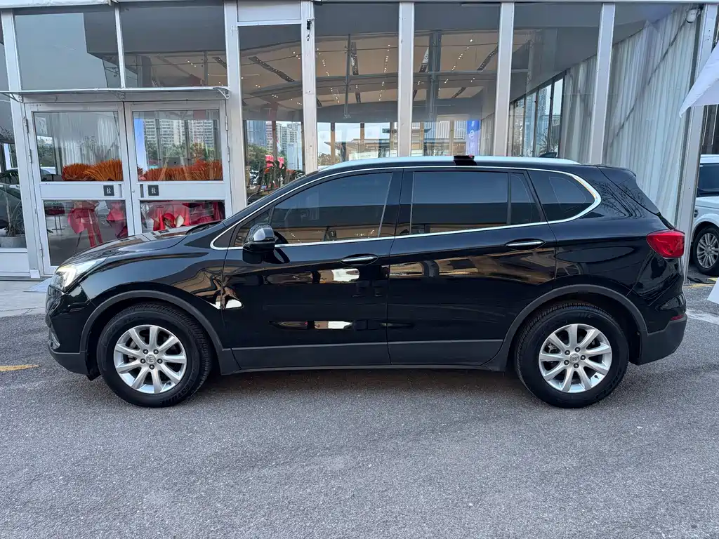 Buick Envision Plus — фото 7