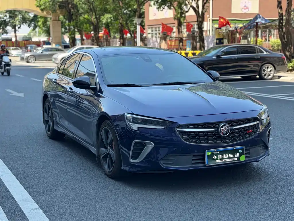 Buick Regal — фото 2