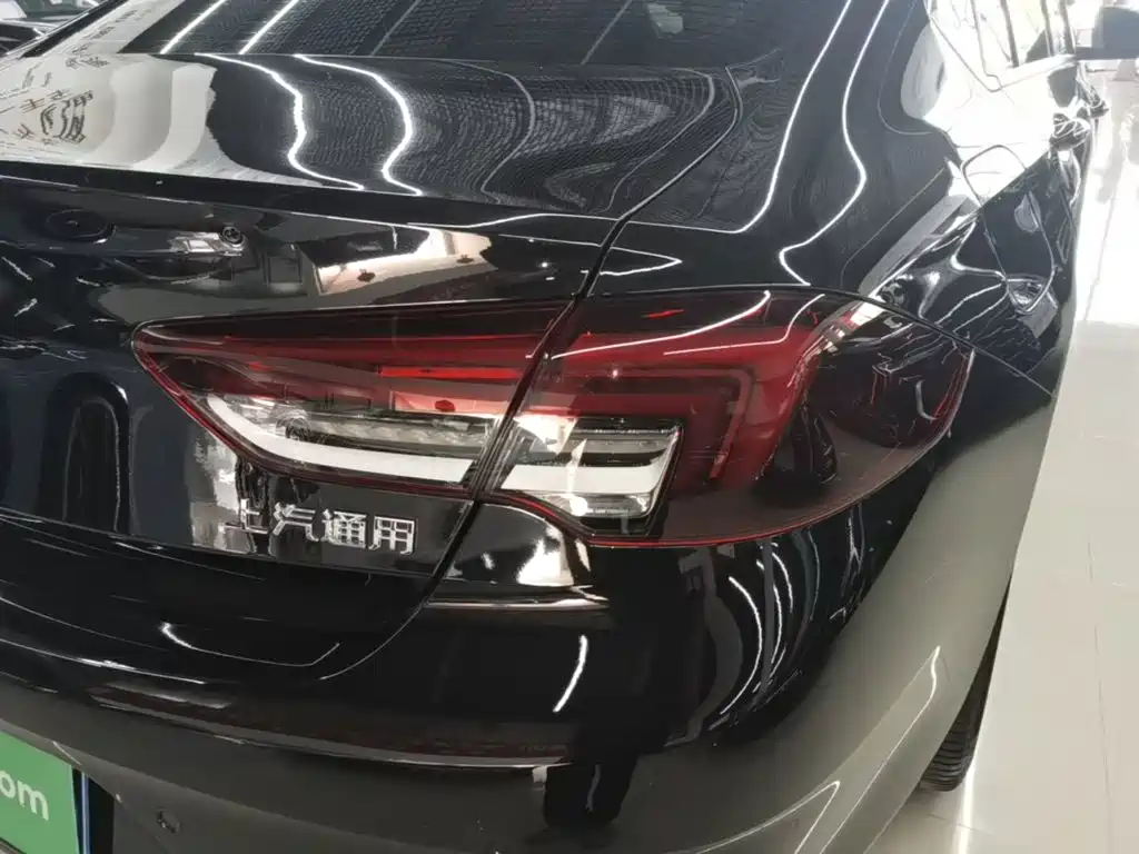 Buick Regal — фото 8