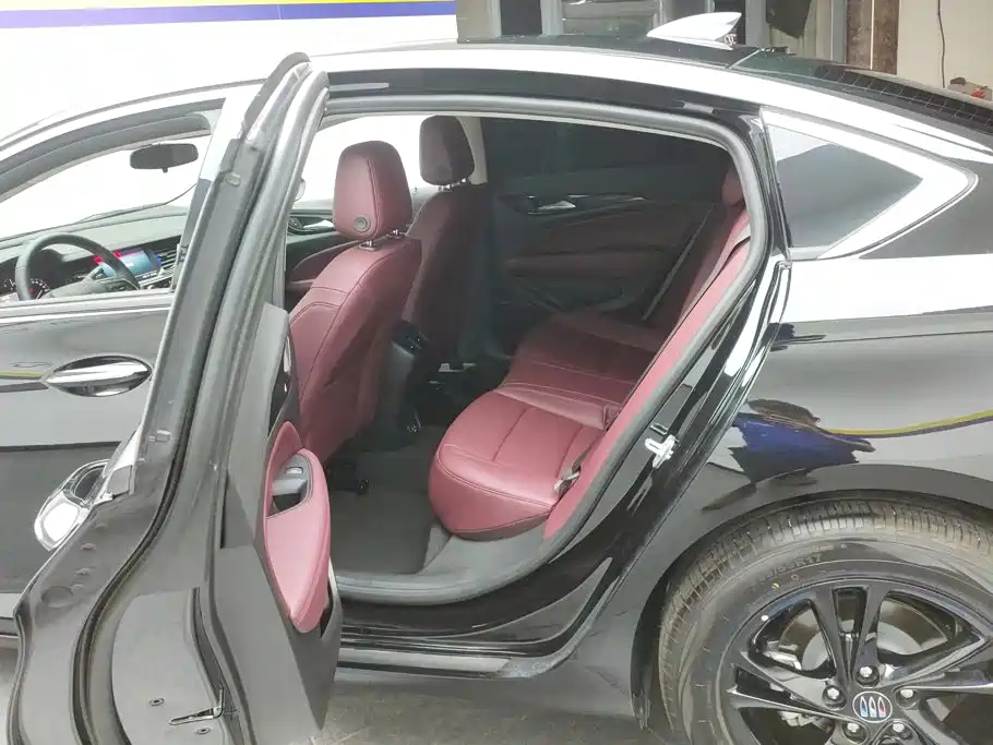 Buick Regal — фото 11