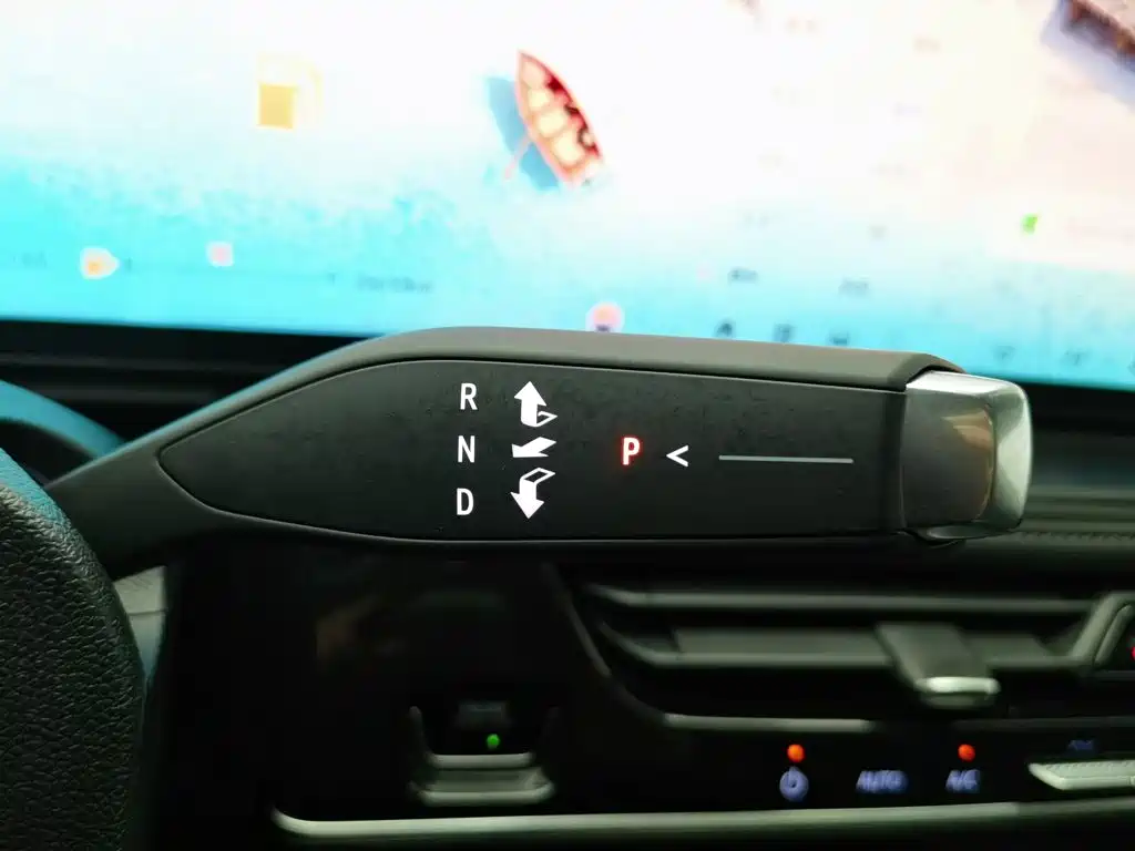 Buick LaCrosse — фото 13