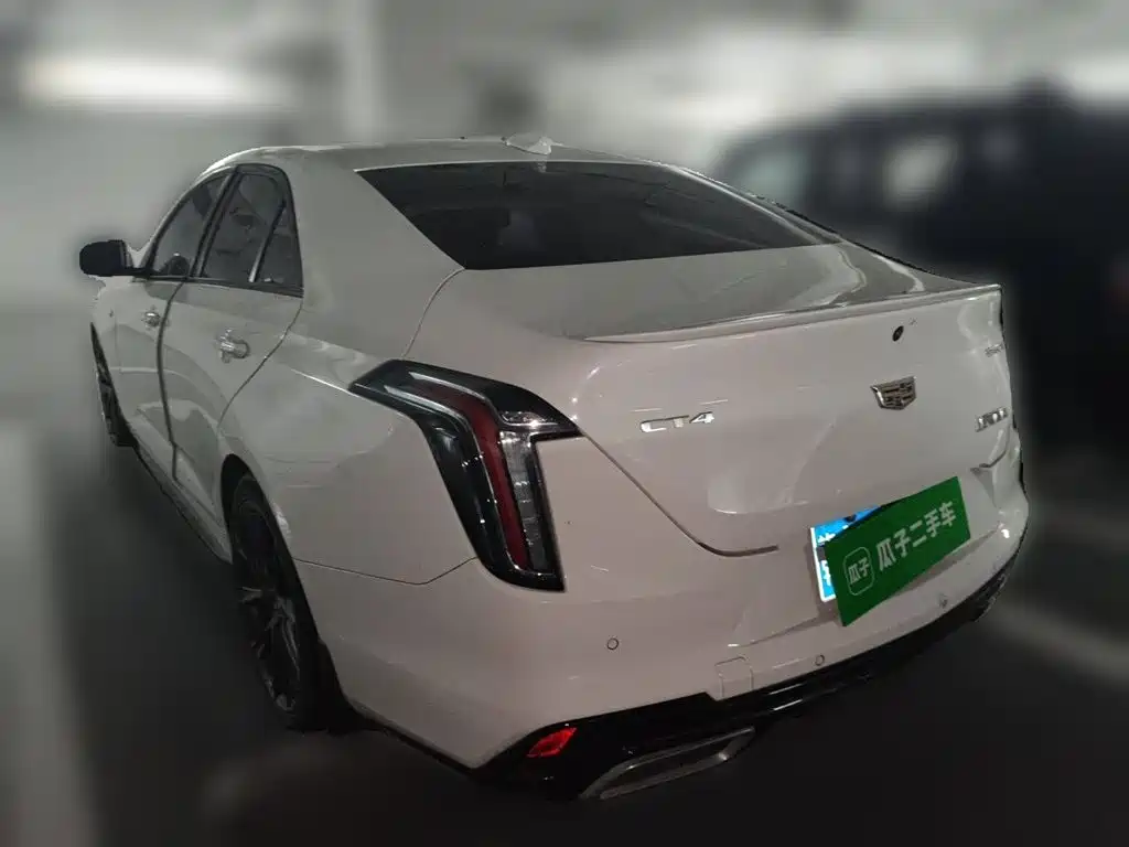Cadillac CT4 — фото 4