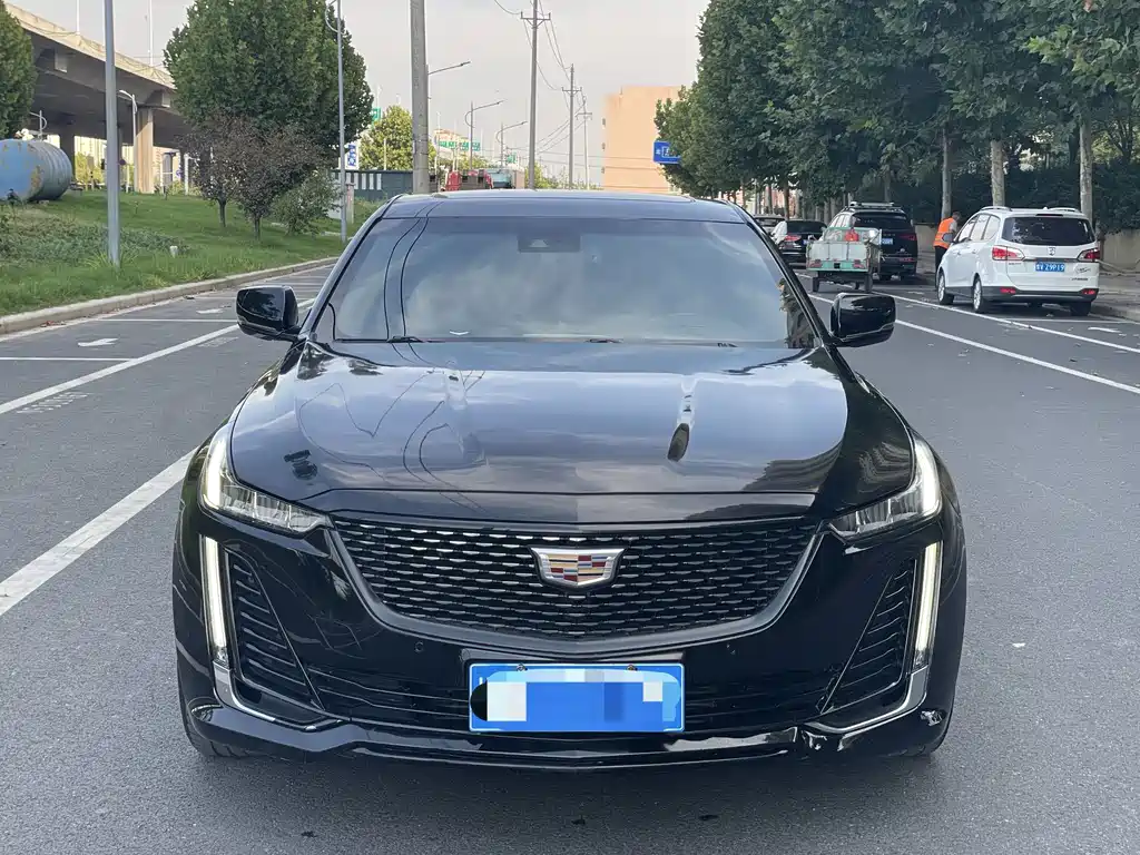 Cadillac CT5 — фото 2